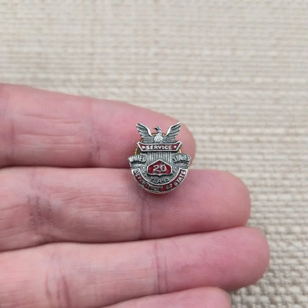 Sterling Silver United States Department Of State 20 Year Pin A6210 - Picture 1 of 6